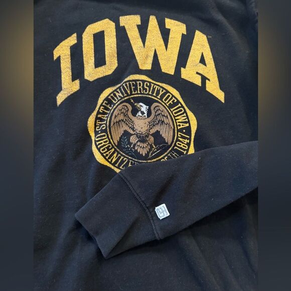 Tailgate University of Iowa retro crewneck - Small‎ - Picture 4 of 5